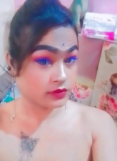 Jhumka - Transsexual escort in New Delhi Photo 3 of 4