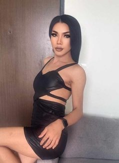 Ji Jiladyboy - Transsexual escort in Şalālah Photo 1 of 6