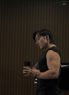 Ji Woo - Male escort in London Photo 4 of 4