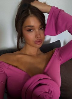 Jia Love - escort in Tokyo Photo 1 of 6