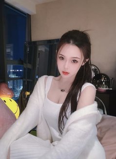Jia Ning - puta in Kuala Lumpur Photo 5 of 5