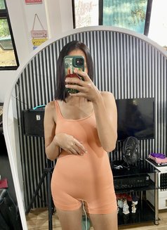 Jia Wung - dominatrix in Bangkok Photo 4 of 13