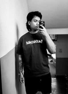 Jiaofu Starboy - Male escort in Butwal Photo 1 of 1