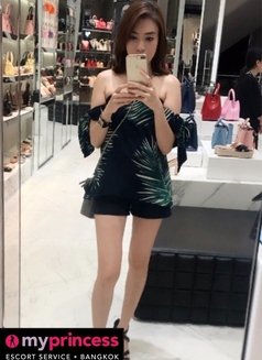 Jibby - escort in Bangkok Photo 5 of 9