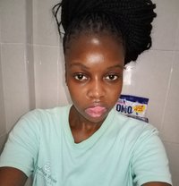 Jibril 50 - puta in Nairobi
