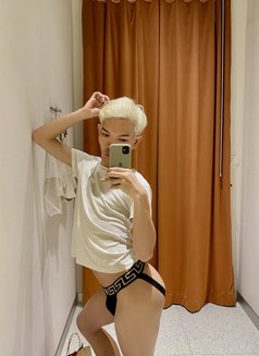 Jiew Smooth Thai Thick XL - Acompañantes masculino in Dubai Photo 4 of 7