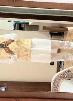 Jig’s - Male escort in Surat Photo 1 of 6