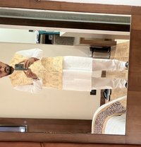 Jig’s - Male escort in Surat