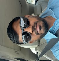 Jig’s - Male escort in Surat