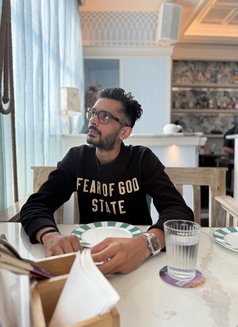 Jiggz - Male escort in Mumbai Photo 9 of 9