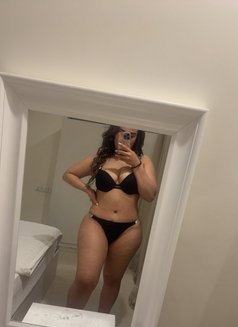 Jihan - escort in Riyadh Photo 3 of 4