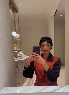 Jiji - escort in Khobar Photo 2 of 2