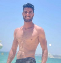 Jiko - Agencia de acompañantes masculinas in Riyadh