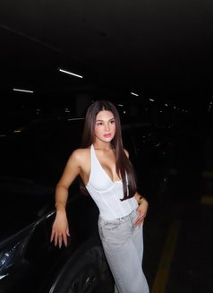 Jillian - Acompañantes transexual in Makati City Photo 2 of 10