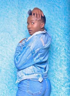 Jim - Male escort in Mombasa Photo 2 of 5