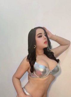 Jimmeko Pure Bottom - Transsexual escort in Jeddah Photo 4 of 5