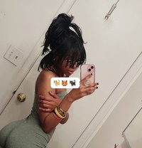 Sarah Ghrinatah Riyadh KSA - escort in Riyadh Photo 2 of 3