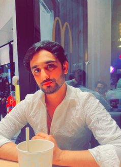 Jimmy Ahmed - Acompañantes masculino in Karāchi Photo 7 of 9