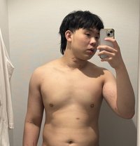 Jimmy - Male companion in Tokyo