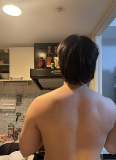 Jimmy - Acompañante masculino in Tokyo Photo 9 of 11