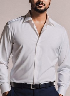 Jimmy - Male escort in Gurgaon Photo 3 of 4