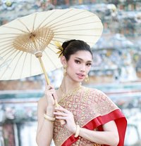 Jin ALL IN Girlfriend Experience - Transsexual companion in Manila