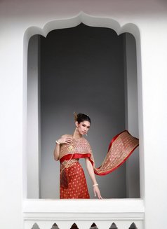 Jin ALL IN Girlfriend Experience - Transsexual companion in Manila Photo 9 of 10