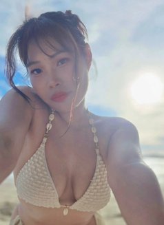 Jina - masseuse in Bangkok Photo 6 of 7
