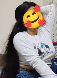 Jinal Chennai Sexy 🥵 Escort Service - puta in Chennai Photo 3 of 3