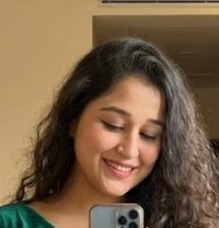 Jinal Escort Kochi - escort in Kochi