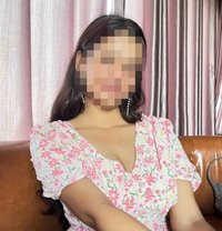 Jinal Escort Service in Kochi - puta in Kochi Photo 1 of 2