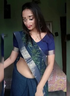 Jinal - escort in Gurgaon Photo 1 of 2