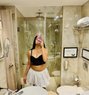 Jinal - escort in Noida Photo 1 of 3