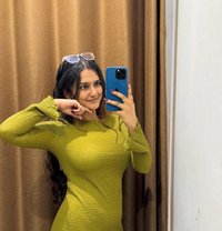 Jinal - escort in Pune