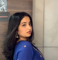 Jinal Kumari - puta in Bangalore