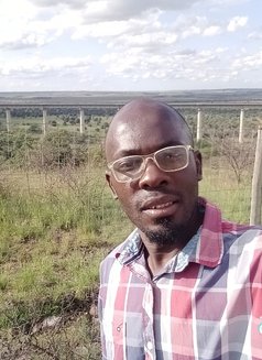 Jinasi Gomorra - Male escort in Nairobi Photo 3 of 3