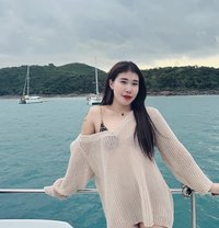 Jinc - escort in Hyderabad Photo 4 of 4