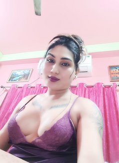 Jiniya - Acompañantes transexual in Kolkata Photo 6 of 8