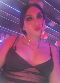 Jiniya - Transsexual escort in Kolkata Photo 10 of 10