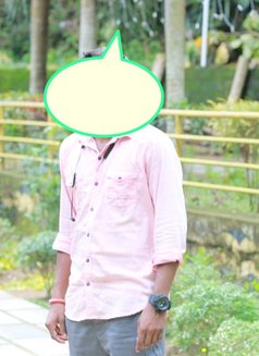 Jinn - Male escort in Kochi Photo 1 of 2