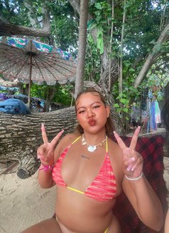 Jinny - puta in Okinawa Island Photo 4 of 5