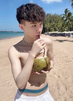 Jino - Male escort in Bangkok Photo 1 of 8