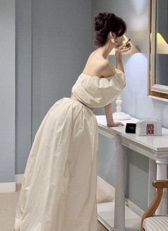 JINRI PARK - Highclass Korean Escort - escort in Cebu City Photo 2 of 5