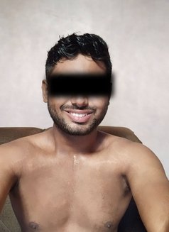 Jinx - Male escort in Mumbai Photo 4 of 7