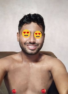 Jinx - Male escort in Mumbai Photo 8 of 9