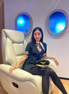 Jiny - escort in Hong Kong Photo 6 of 7