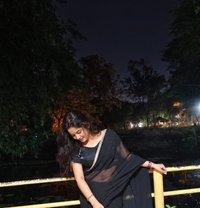 Jio - escort in Hyderabad