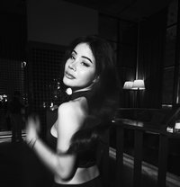 Jira both big cock - Transsexual escort in Bangkok