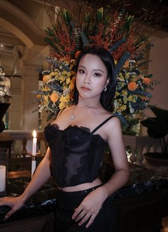 Jissie - Transsexual escort in Tokyo Photo 19 of 22