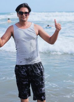Jisu - Male escort in Tokyo Photo 2 of 2